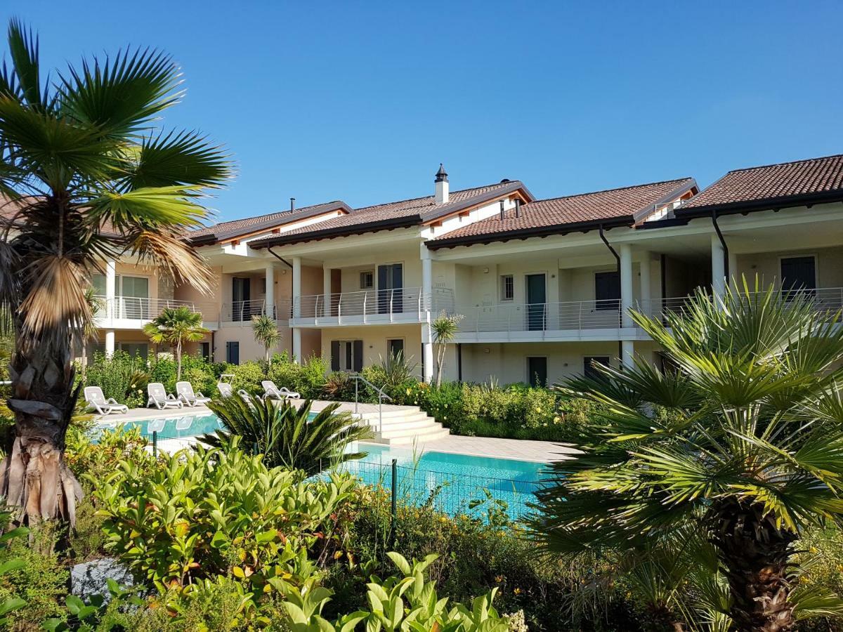 Sky Fort Garda View Сирмионе Екстериор снимка