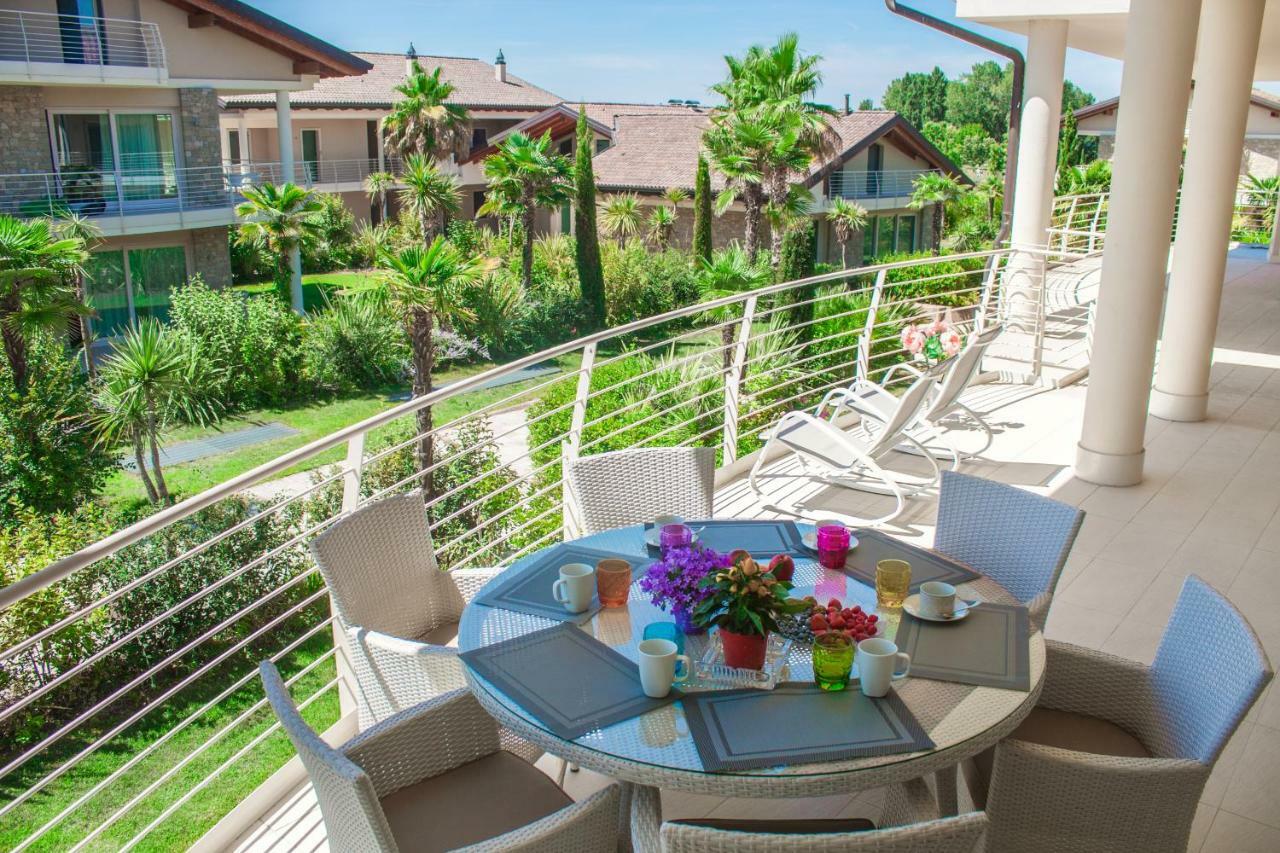 Sky Fort Garda View Сирмионе Екстериор снимка
