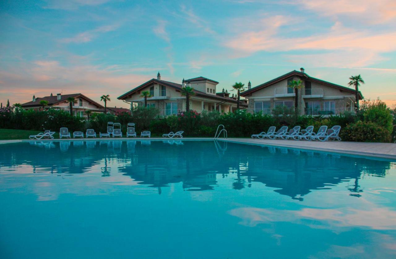 Sky Fort Garda View Сирмионе Екстериор снимка