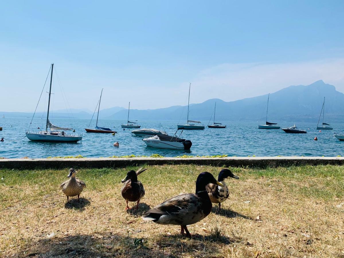 Sky Fort Garda View Сирмионе Екстериор снимка